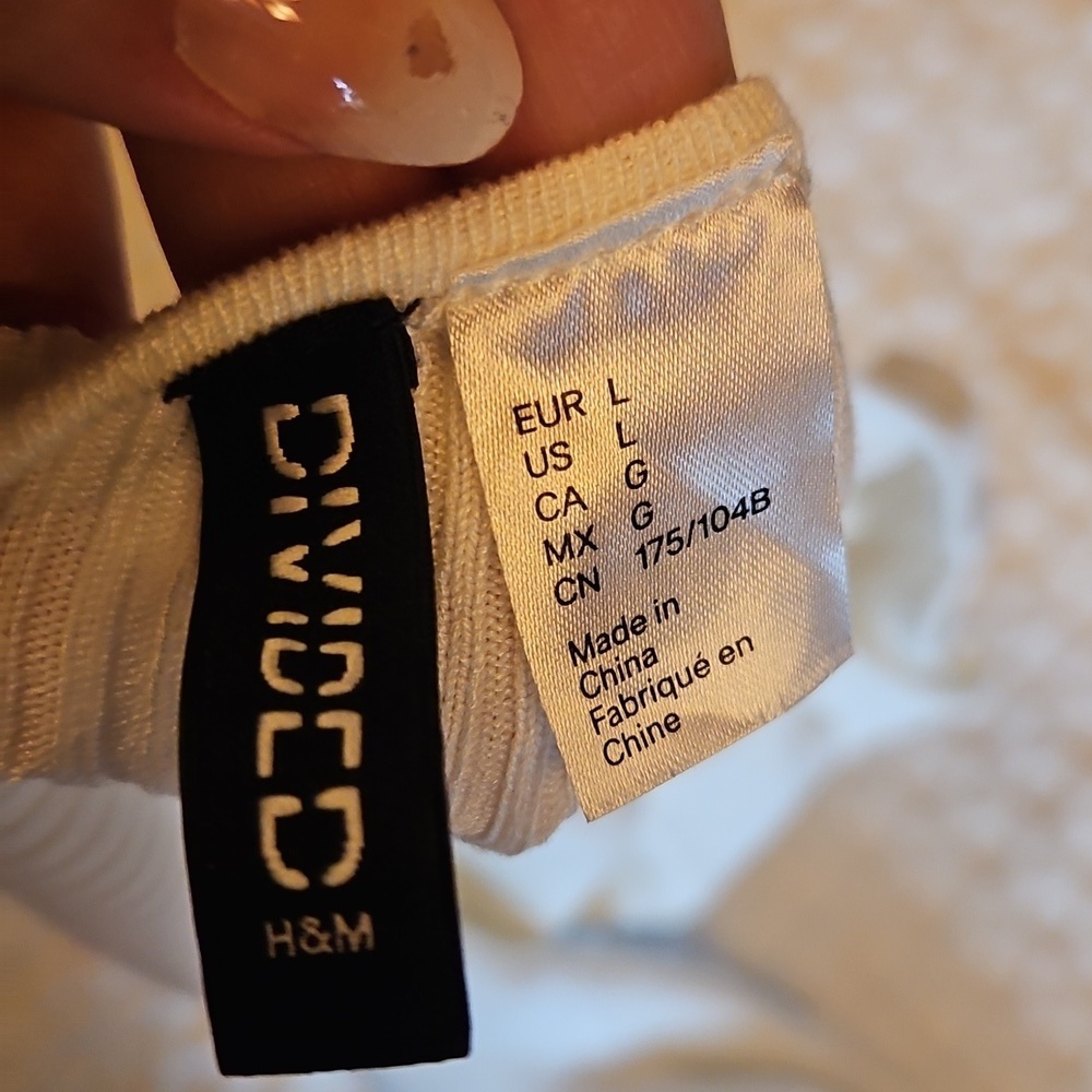 H&M Divided Cream Ribbed Top - Picture 4 of 5